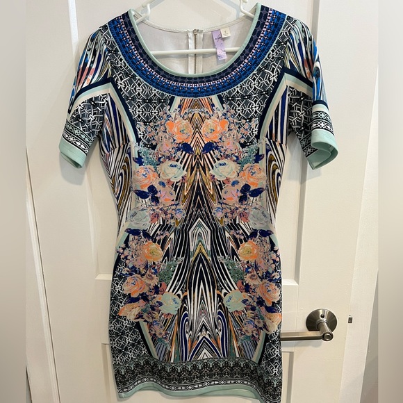 Alya Quarter Sleeve Pattern Dress - Picture 2 of 2